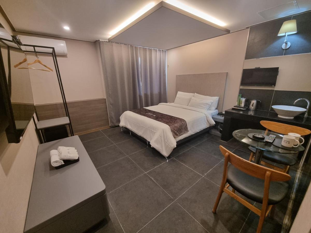 Yeoubi Hotel Jinju Extérieur photo